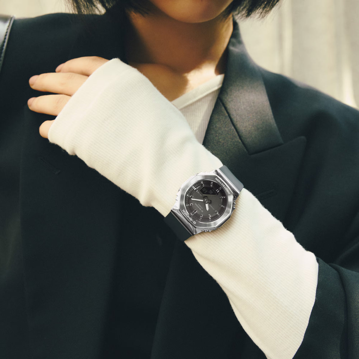 CASIO G-SHOCK GM-S2110-1A1 BLACK DIAL STEEL BEZEL WOMEN'S WATCH