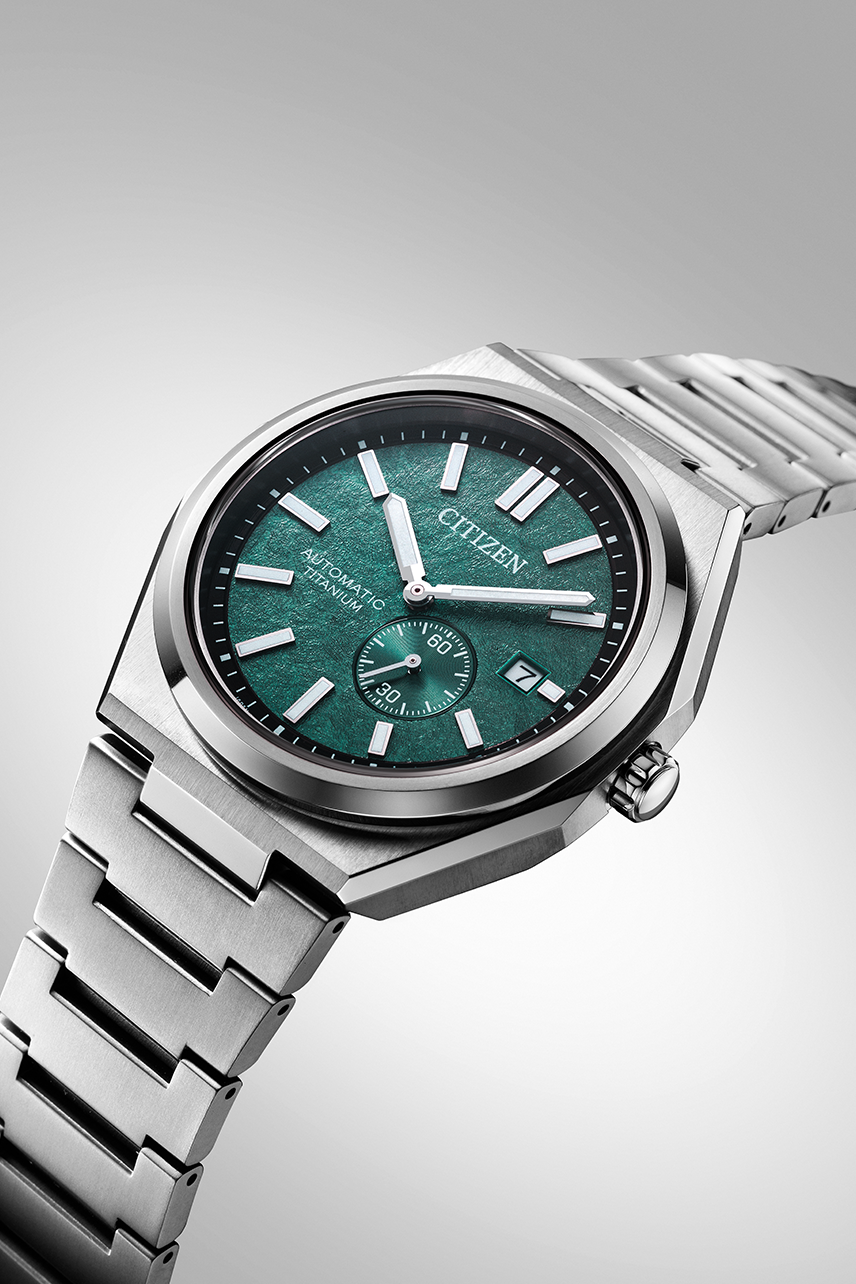 CITIZEN NJ0180-80X "ZENSHIN" AUTOMATIC SUPER TITANIUM GREEN DIAL WATCH